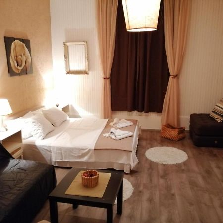 Apartments Garden Beograd Ngoại thất bức ảnh