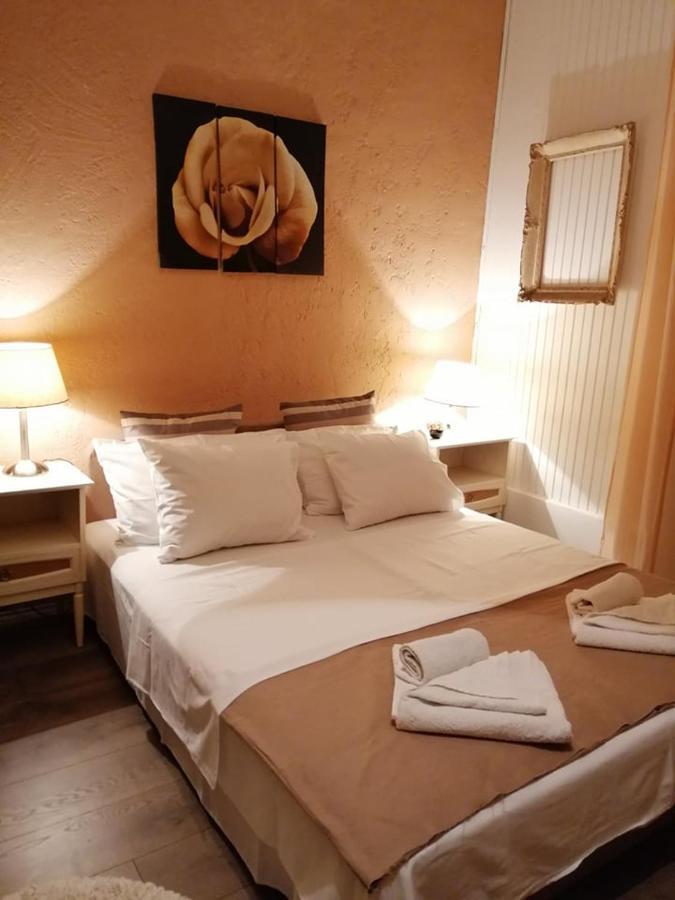 Apartments Garden Beograd Ngoại thất bức ảnh